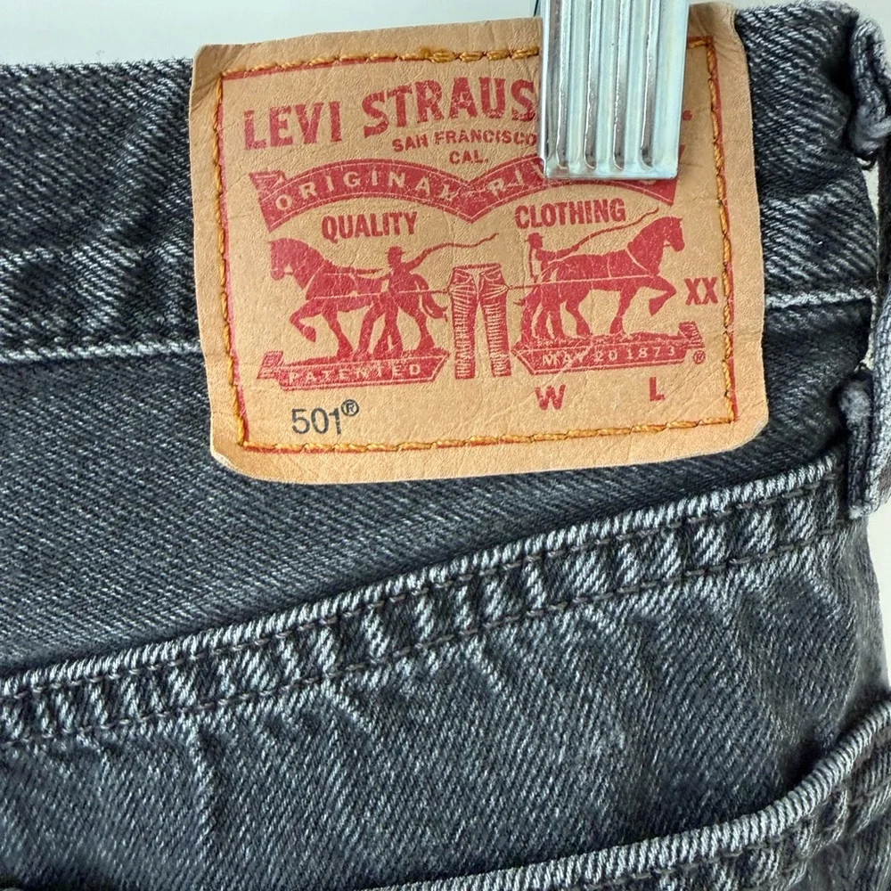 Levi’s 501 Denim Shorts Sz. 24 Black Distressed Cutoff High Rise